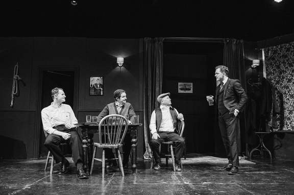 Hangmen DR - Black &amp; White-210