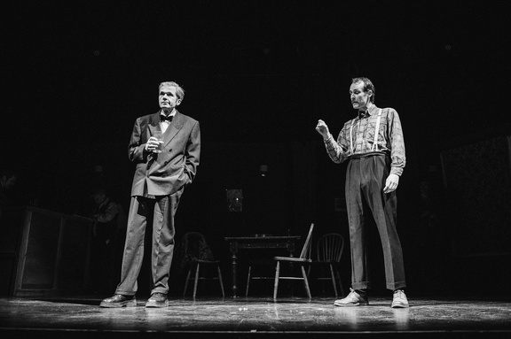 Hangmen DR - Black &amp; White-183
