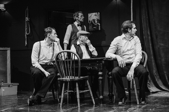 Hangmen DR - Black &amp; White-37